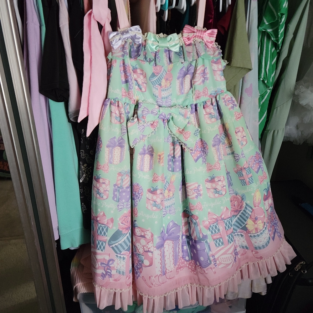 Angelic pretty wrapping hearts jumperskirt one size fits most